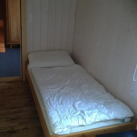 Apartment Chalet Schoenbuehl *
